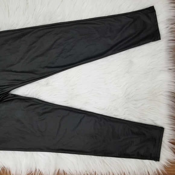 Black Faux Leather Leggings - Picture 4 of 15